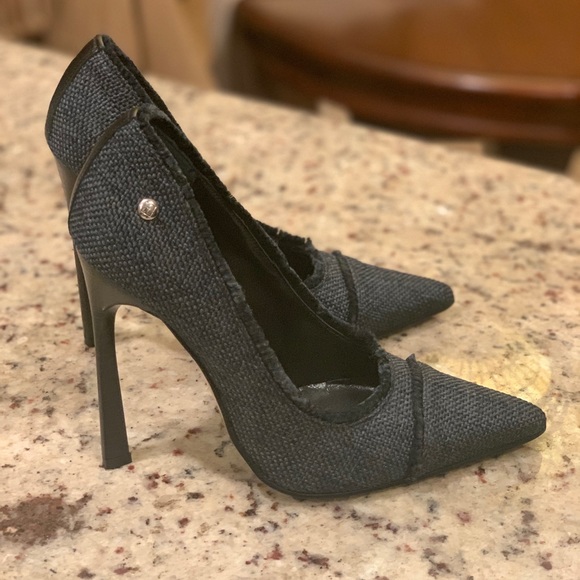 Shoes - Picture 1 of 5